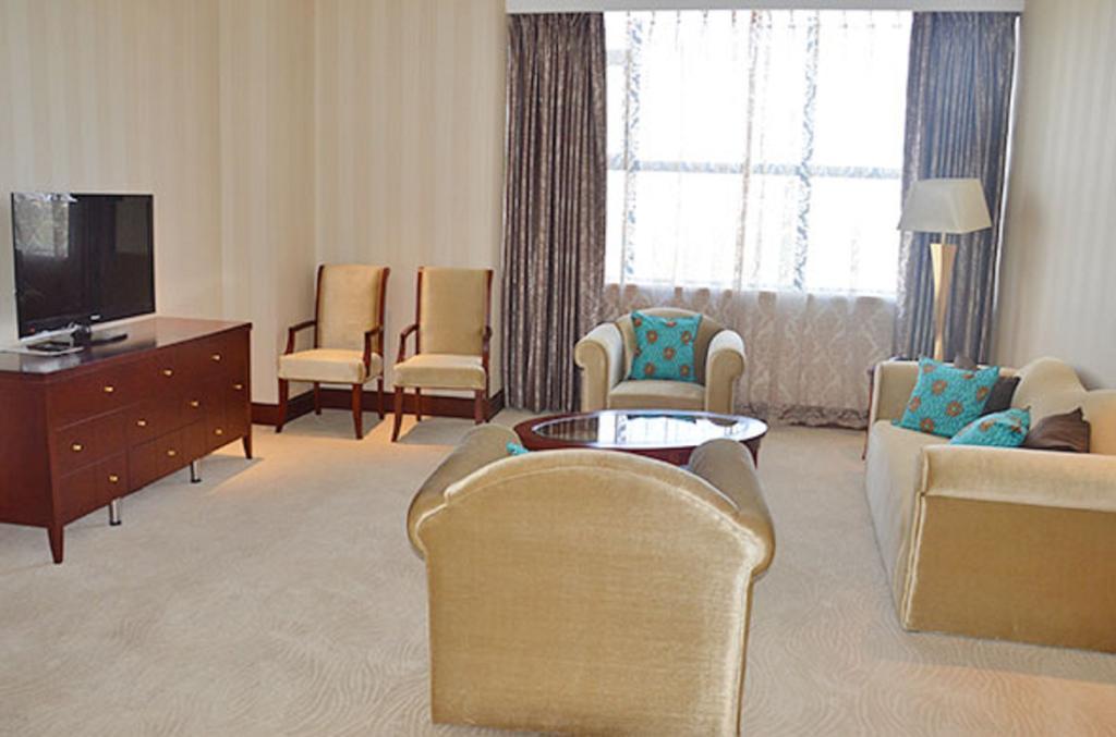President Hotel At Umodzi Park Lilongwe Ruang foto