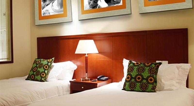 President Hotel At Umodzi Park Lilongwe Bagian luar foto